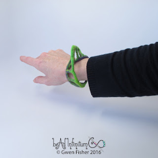 mobius bracelet