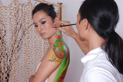 Vietnamese Body Painting Create