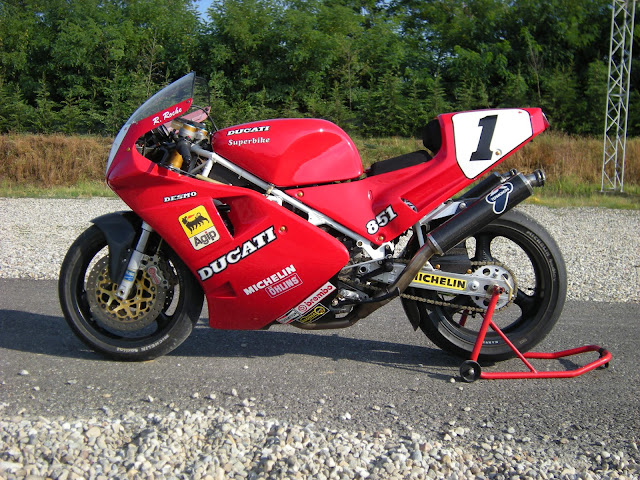 Ducati 851 Tail look