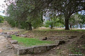 Tiendas - Apolonia de Iliria, Albania por El Guisante Verde Project