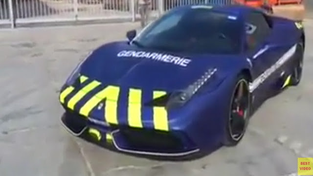 Gendarmerie St Tropez Ferrari