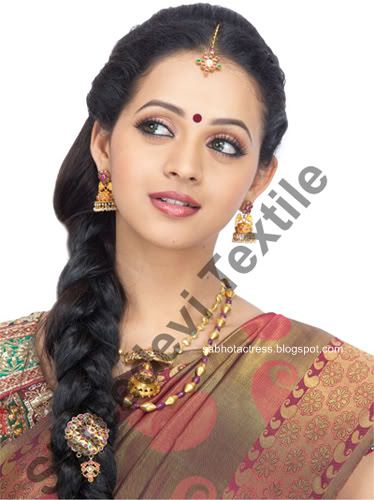 Bhavana Gorgeous Look in Saree For Shreedevi Textiles Advertisement