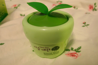  Tony Moly Clean Dew Broccoli Sprout Cleansing Cream