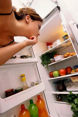 Nguy cơ ngộ độc khi sử dụng đồ ăn trong tủ lạnh
