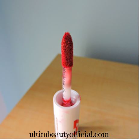 Close up of color applicator end of Maybelline Superstay 24 Lipstick in All Day Cherry 015