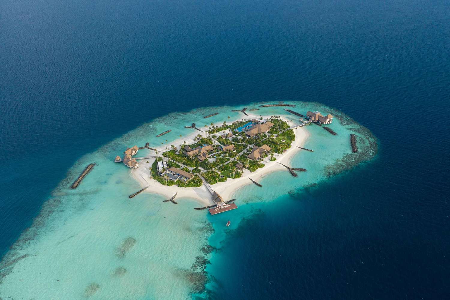 جزر المالديف Maldives island،جزر لشهر العسل رخيصة