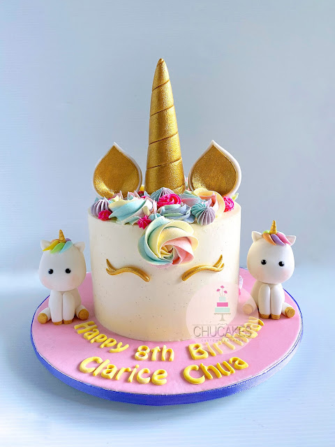 unicorn buttercream cake unicorns chucakes