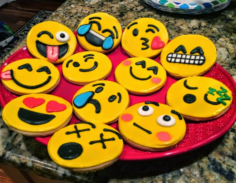 Resep Membuat Kue Kering Karakter Emoticon Mudah