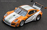 Kyosho Porsche 911 GT3R Hybrid