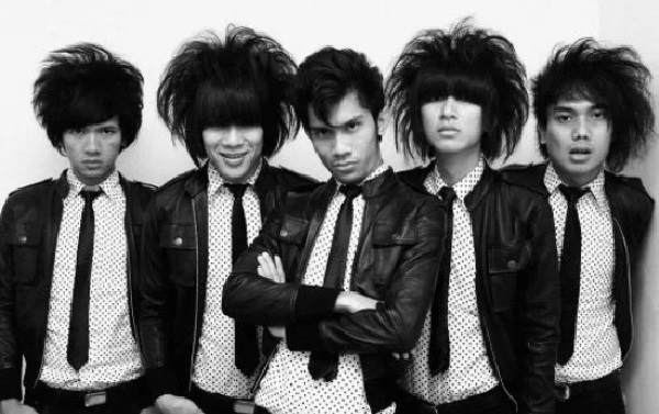 Jujur Saja, 7 Gaya Rambut Personil Band Ini Pasti Pernah 