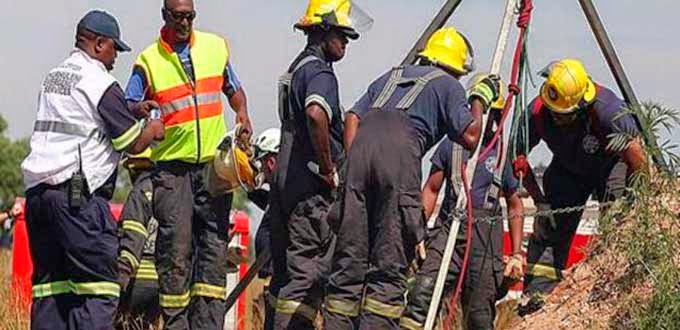 Mundo/ Sudáfrica: Rescatan de  incendio a más de 400 mineros 