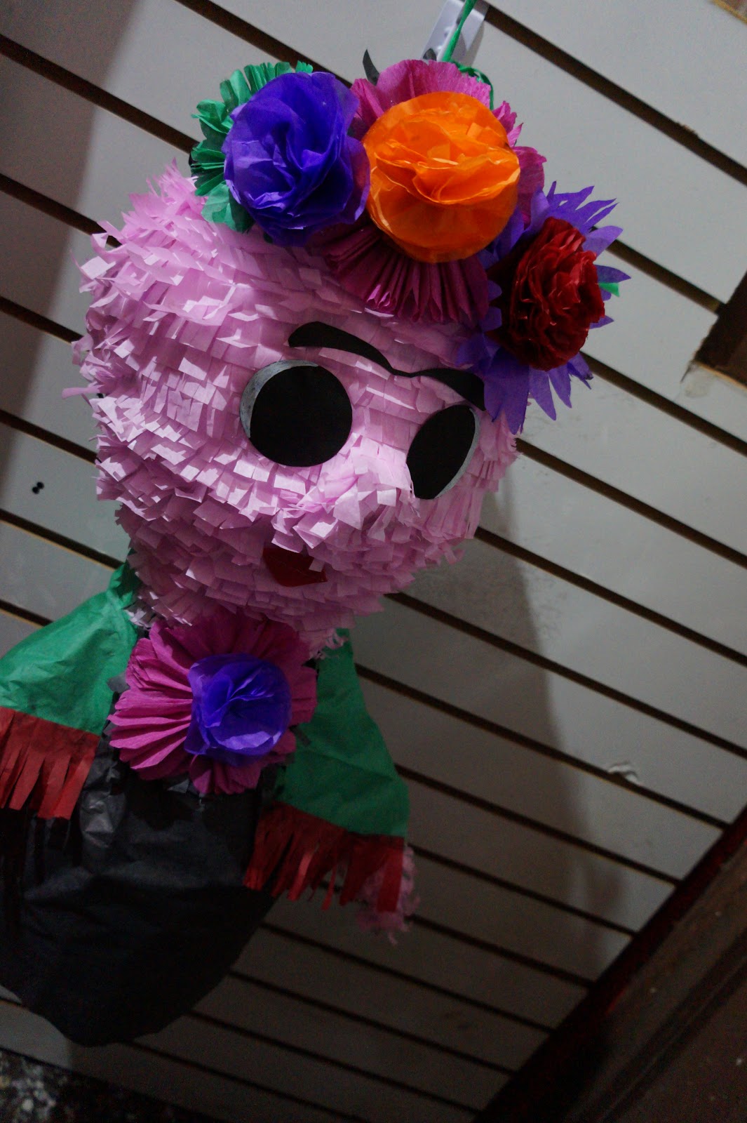 Piñata Frida Kahlo  Manualidades