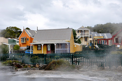 modern homes in Whakarewarewa Thermal Village