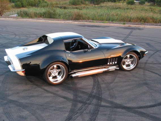 its a 1969 Corvette Stingray