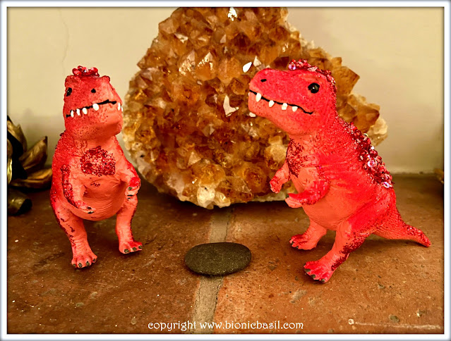 The BBHQ Midweek News Round-Up ©BionicBasil® LilyDeth and Sawragon the T-Rexs from Claws of Terror