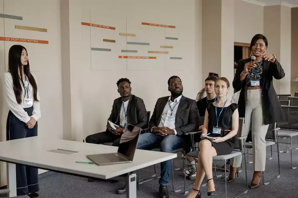 9-Steps-On-How-To-Welcome-Your-New-Employees