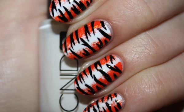 9 Simple Animal Print Nail Art Designs  Styles At Life