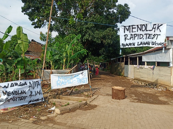 Warga Kampung di Makassar Tutup Pintu Masuk, Kompak Tolak Rapid Test,  naviri.org, Naviri Magazine, naviri majalah, naviri