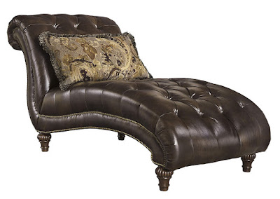  Victorian-style chaise