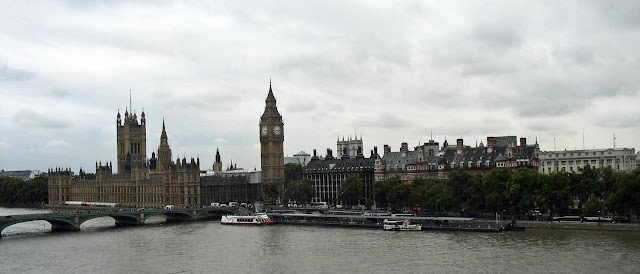 River Thames, Big Ben and the British parliament