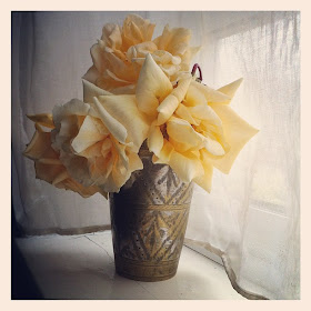 with lassi used cup  as My Fresh from Instagram: Roses vase a Lhassi  vintage  cup vintage