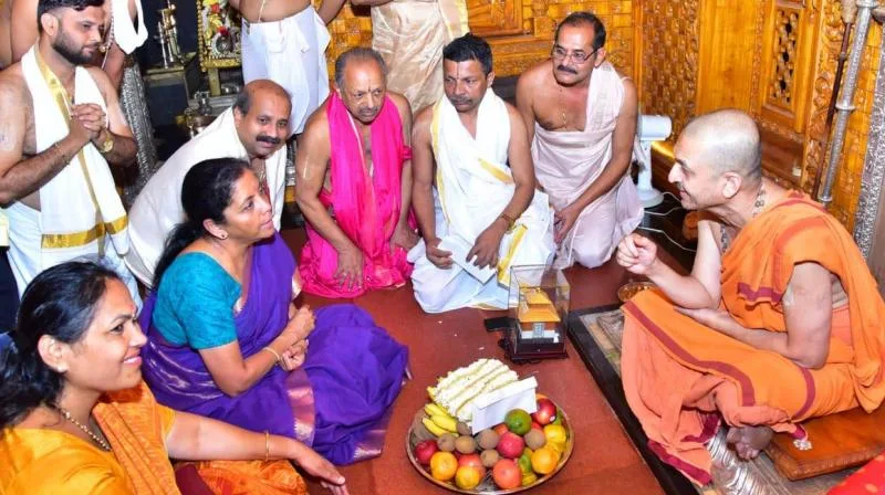 Indian Defence Minister Nirmala Sitharaman visits Udupi Sri Krishna mutt