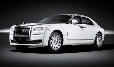 Νέα Rolls-Royce Ghost «Eternal Love» σε μόλις 16 μονάδες