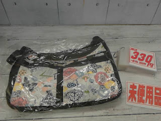 未使用品　LeSportsac　ショルダーバッグ　３３０円