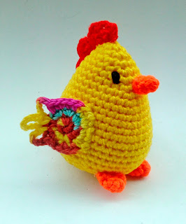 GALLINITA AMIGURUMI 3