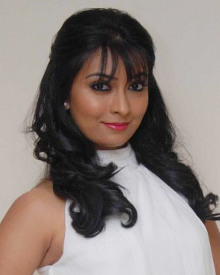 Radika Pandit Actress Photos in Zoom Kannada Movie