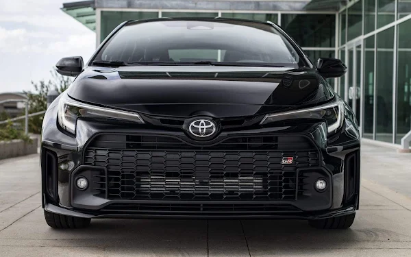 Novo Toyota Corolla GR 2023