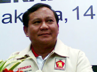 Prabowo dan 4 Tantangan Capres