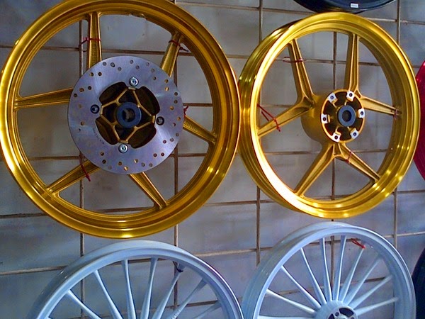 pelek axio vixion, harga velg chemco cb150r, harga velg axio r15, harga velg axio tapak lebar, kualitas velg axio, harga velg axio mio, ukuran velg axio, velg axio mio ring 17