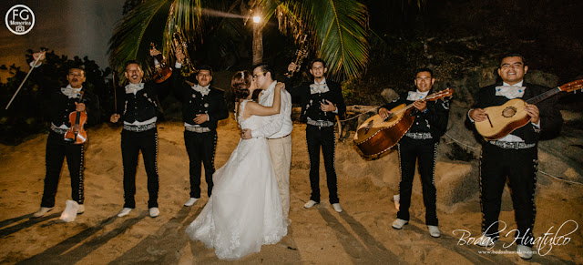 boda en playa, beach wedding, Oaxaca, México, Bodas Huatulco, Wedding Planner