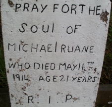 http://www.igp-web.com/IGPArchives/ire/mayo/photos/tombstones/craggagh/target26.html