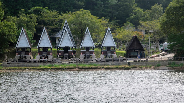 太陽公園 石のエリア 姫路 石貨神殿