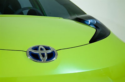 2012 Toyota Hybrid Concepts 02