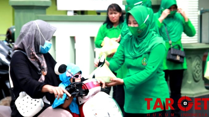 Jumat Berkah Kodim Pati Gelar Bhaksos Bagikan 100 Nasi Kotak 