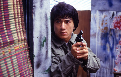  merupakan salah satu pemain drama terpopuler asal Hong Kong 7 Film Jackie Chan Terbaik dan Terpopuler