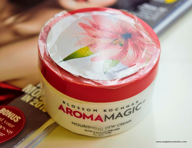 Blossom Kochhar Aroma Magic Nourishing Dew Cream Review