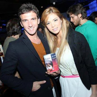 Antonio Pavón junto a su pareja Sheyla Rojas 