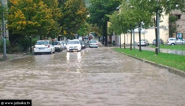 Nevrijeme izazvalo prometni kaos u Ljubuškom