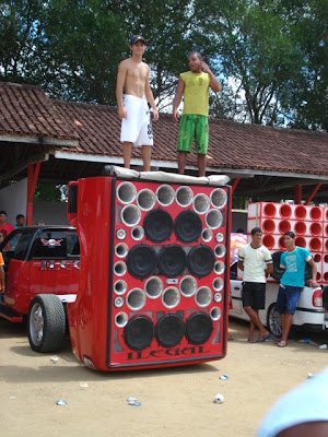 Essa s o as Foto de alguma maquinas que passar o pelo o Campeonato de Som de