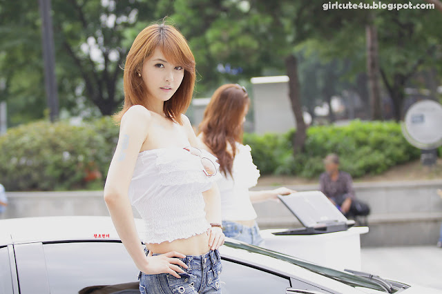 16 Kang Yui-ASUS Lamborghini VX7 Roadshow-very cute asian girl-girlcute4u.blogspot.com