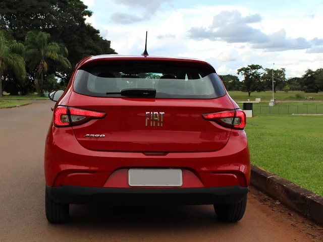 Fiat Argo tem desconto de R$ 2 mil e taxa zero em julho