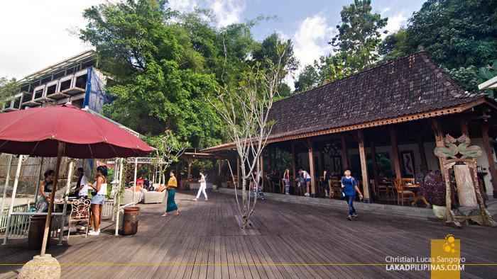 Stupa Restaurant Borobudur