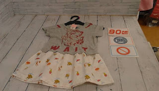 中古品　子供服　９０㎝　フェイクセット風半袖ワンピース　１００円