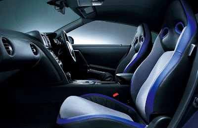 2014 Nissan GT-R Interior