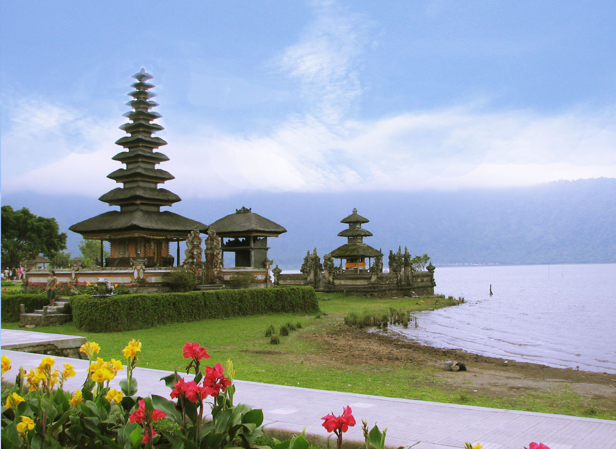 pemandangan didaerah bali Bedugul