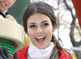  Victoria Justice Hot